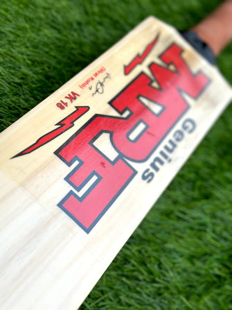 MRF VK18 edition cricket bat