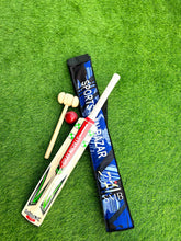 Gray Nicolls MAAX Aeron Finch edition bat