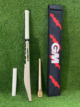 GM DXM Cricket Bat