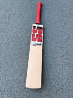 SS Master 9000 Saurav Ganguly Edition English Willow Grade 1 Cricket Bat – Unleash the Power of a Legend