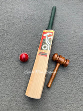 Kookaburra PROBE Ridgeback Edition English Willow Grade 1 Cricket Bat