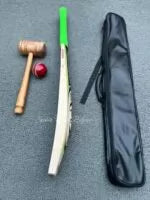 Kookaburra Kahuna Icon: Martin Guptill Edition English Willow Grade 1 Cricket Bat