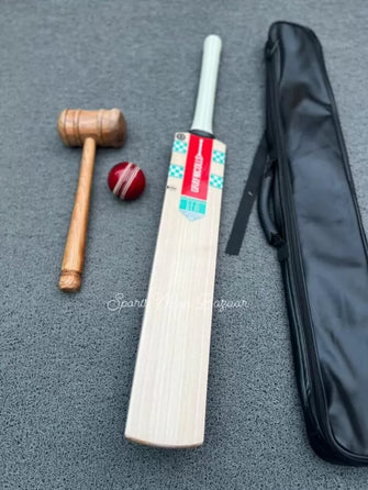 Gray Nicolls GEM 1.1 Players Edition English Willow Grade 1 Cricket Bat - Elevate Your Game